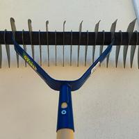 rastrello arieggiatore e scarificatore 