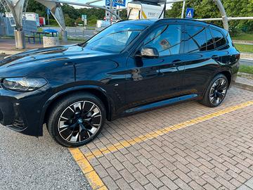 BMW IX3 ELETTRICA