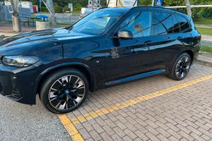BMW IX3 ELETTRICA