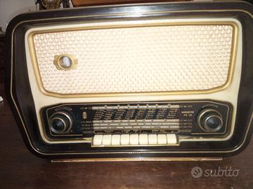 radiogrammofano Magnadyne FM141