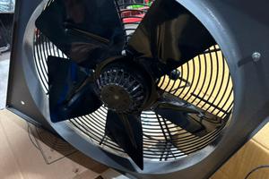 Ventilatore elicoidale di marca Vortice mod AE 354