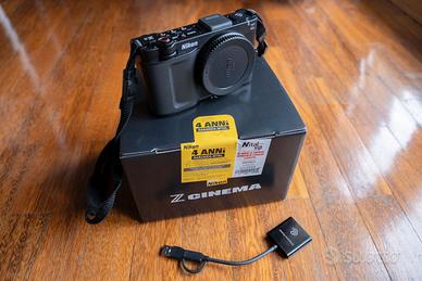 Nikon ZR + Card reader