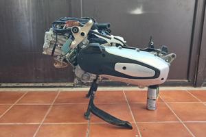 blocco motore completo honda sh 125 2025. leggi