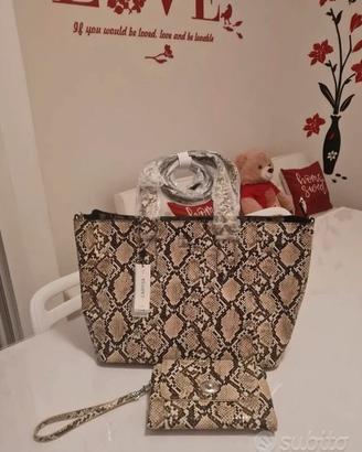 BORSA CON BORSELLINO CARPISA