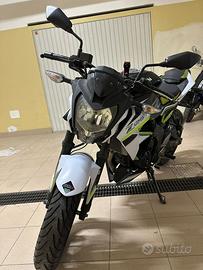 Moto Kawasaki Z125