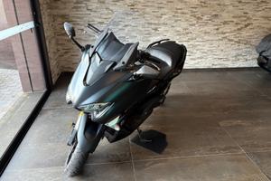Yamaha T Max 530 sx