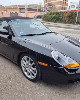 Porsche Boxster 2.5i 24V cat