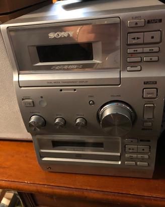 Compatto Sony con telecomando