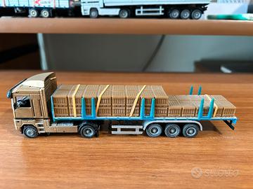 Modellino Camion Renault “Italeri”.