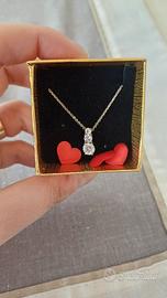 Collana di argento con brillanti