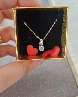 Collana di argento con brillanti