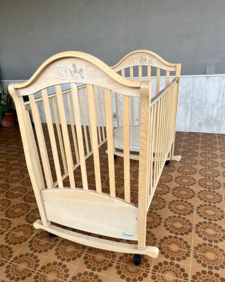 Culla in legno chiaro con materasso 60x120 cm