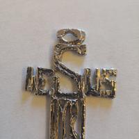 Crocifisso pendente stilizzato anni '70