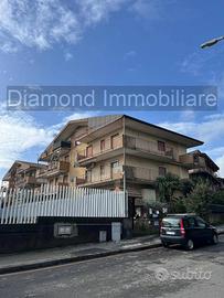 Appartamento con garage a Piedimonte Etneo