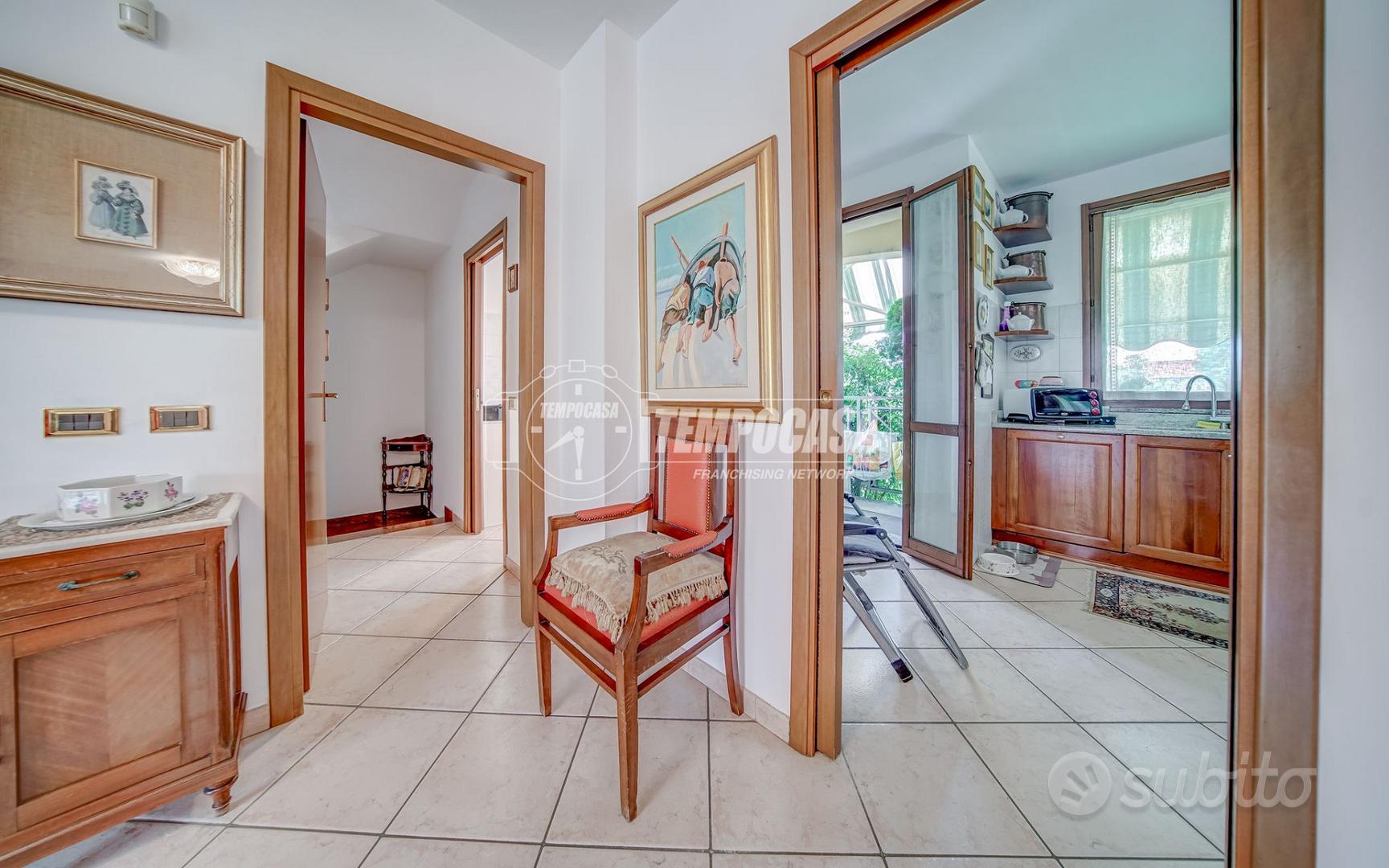 Villa di testa in zona residenziale!!! - Vista 4