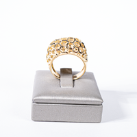 Anello in oro giallo