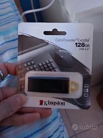 chiavetta USB 128 GB Kingston nuova 