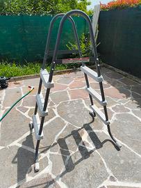 Scaletta piscina Intex