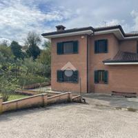 VILLA SINGOLA A ATINA