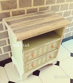 Comodino, mobiletto shabby chic