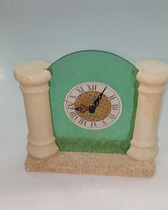 orologio in pietra leccese e vetro