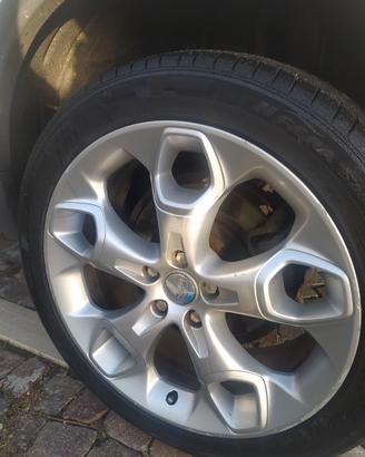 Cerchi in lega 19 ford