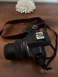 Canon eos r100