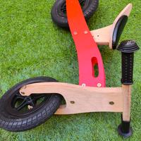 Bicicletta per bambini senza pedali in legno