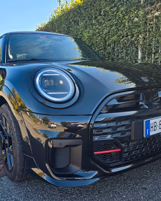 MINI COOPER C ALLESTIMENTO UFFICIALE JCW