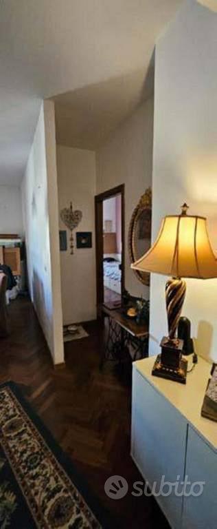 Immobile in asta di 144 m² con più di 5 locali a P - Vista 4