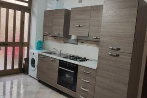 Bilocale in corte con posto auto Rho 150 stazione