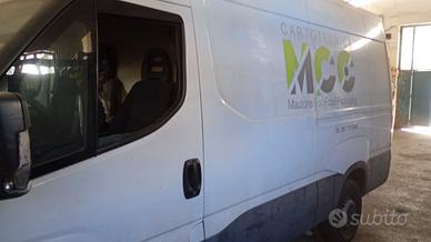 Iveco 35 14 veicolo mmerciale