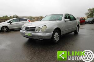 MERCEDES-BENZ E 200 cat Elegance