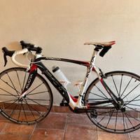 bici da corsa Kuota modello Kredo  prezzo tratt