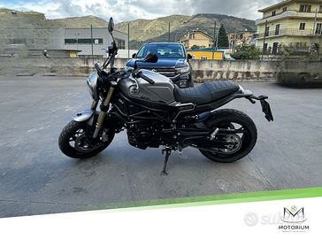 Benelli Leoncino 800