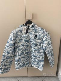 Giacca ultra leggera Juventus ( taglia m)