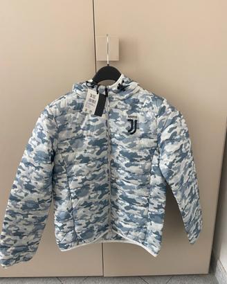 Giacca ultra leggera Juventus ( taglia m)