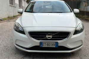 Volvo V40 D2 1.6 Summum NEOPATENTATI