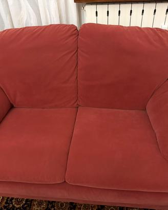 Due divani in alcantara bordeaux