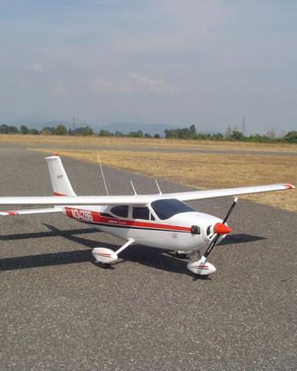 Aeromodello RC - Cessna Cardinal