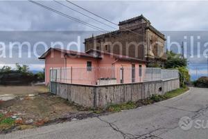 Casa singola con terreno a Puntalazzo di Mascali