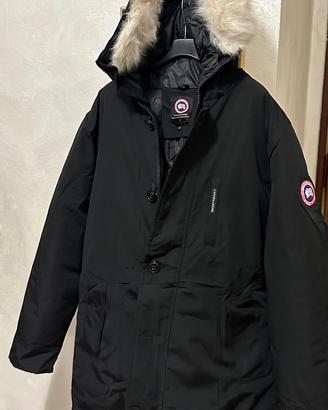 Canada Goose invernale lungo nero