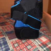 Ginocchiera ortopedica