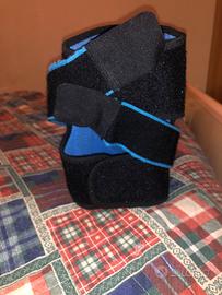 Ginocchiera ortopedica