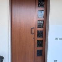 Portoncino in legno di rovere per  entrata