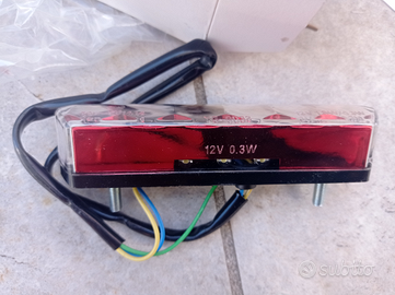 Fanale posteriore led moto