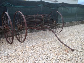 81 - Rastrellone agricolo vintage