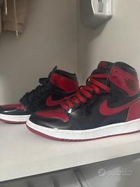 jordan 4 rosse e nere