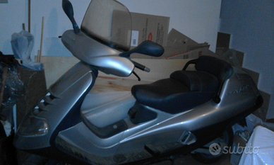 Hexagon Piaggio 125 4 tempi