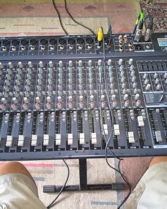 Mixer Yamaha 20/6
